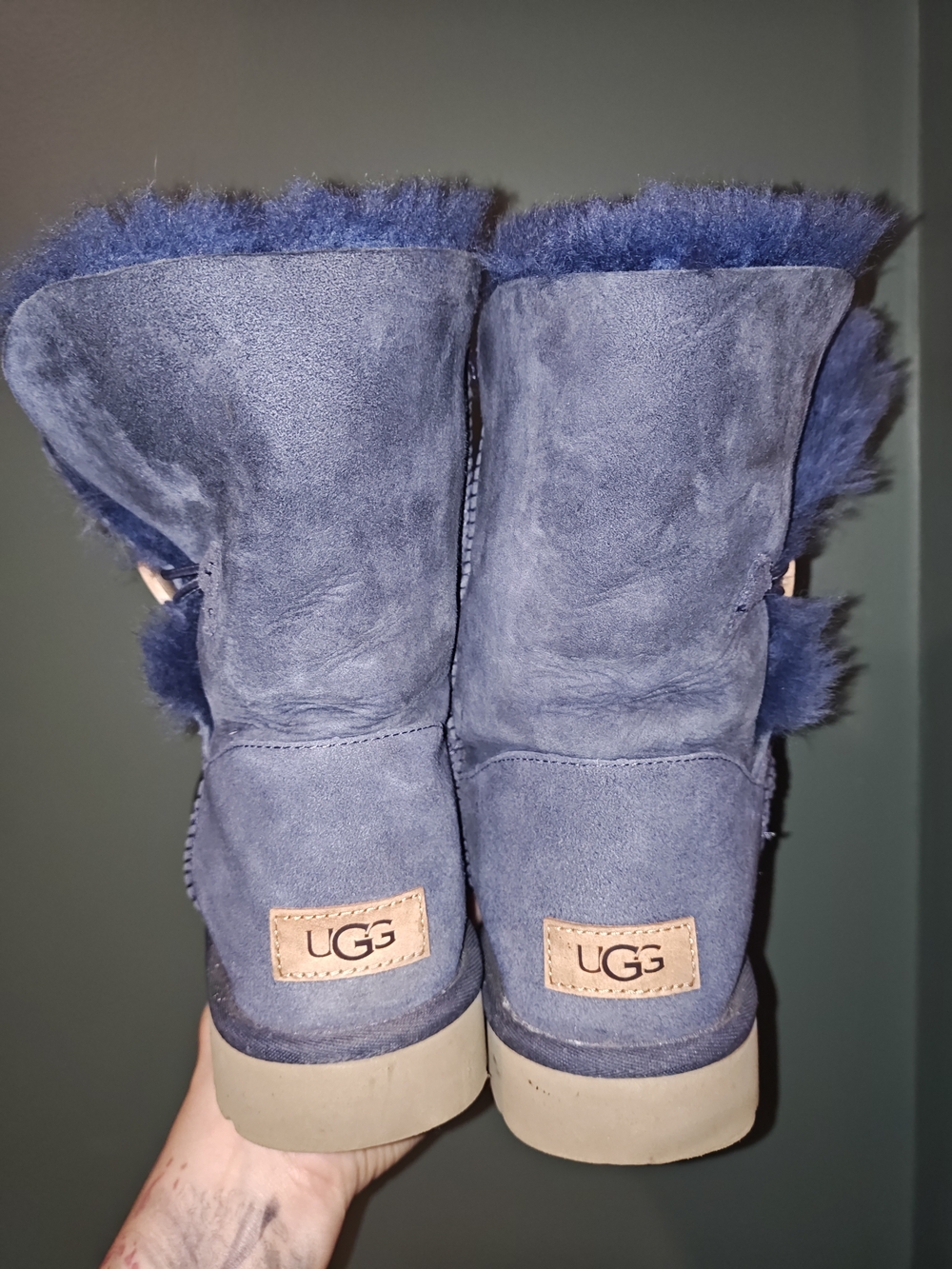 UGG Classic Short Sheepskin Boots in Navy